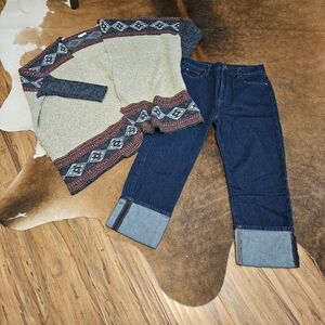 Ann Taylor Dark Denim Cropped Jeans Boho Aztec Blue Tan Cardigan 6P Medium